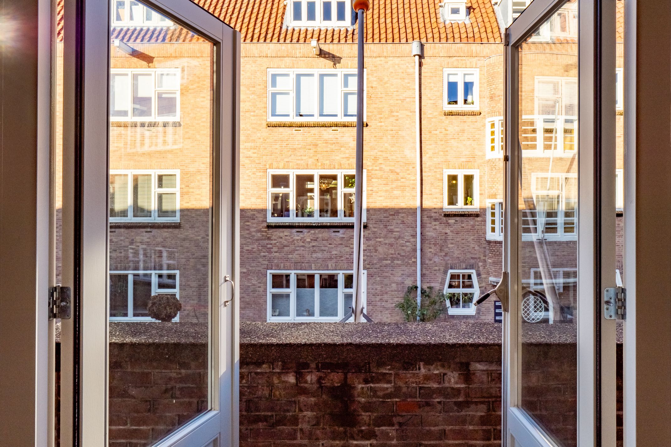 Photo 27 of Albert Neuhuysstraat 14