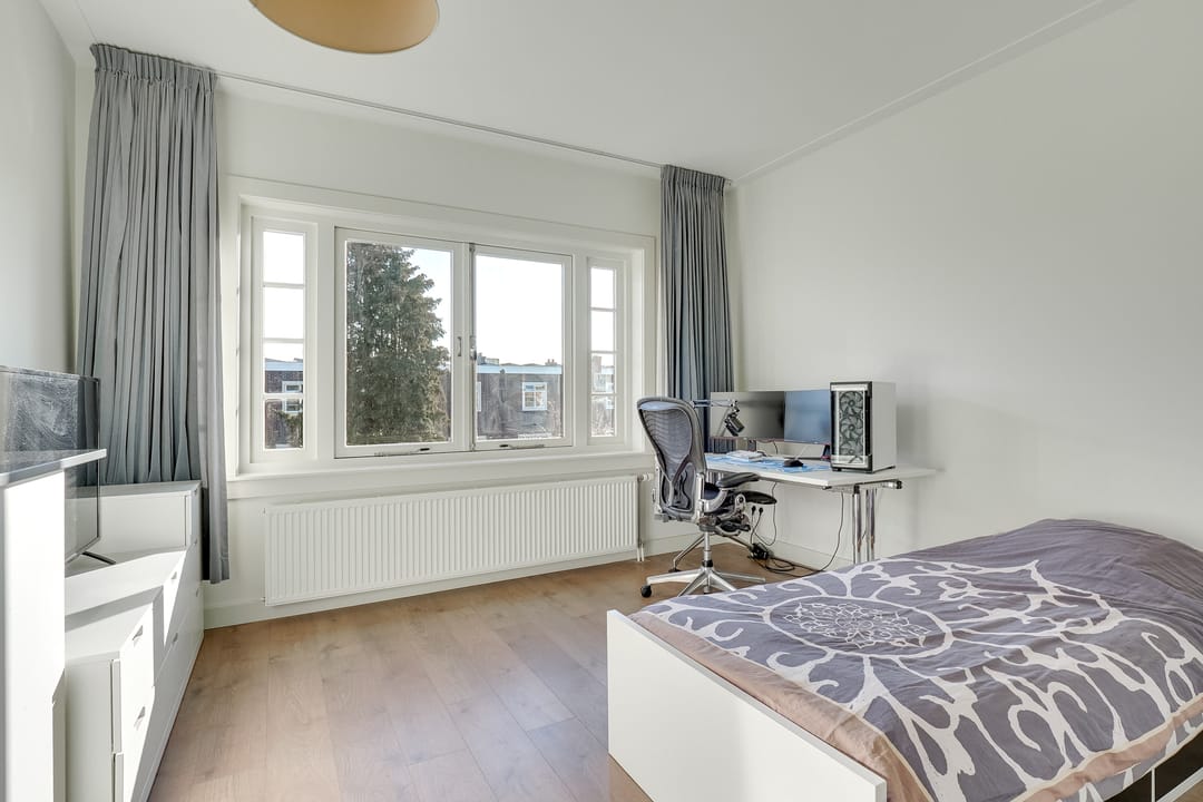 Photo 31 of Albert Neuhuysstraat 14