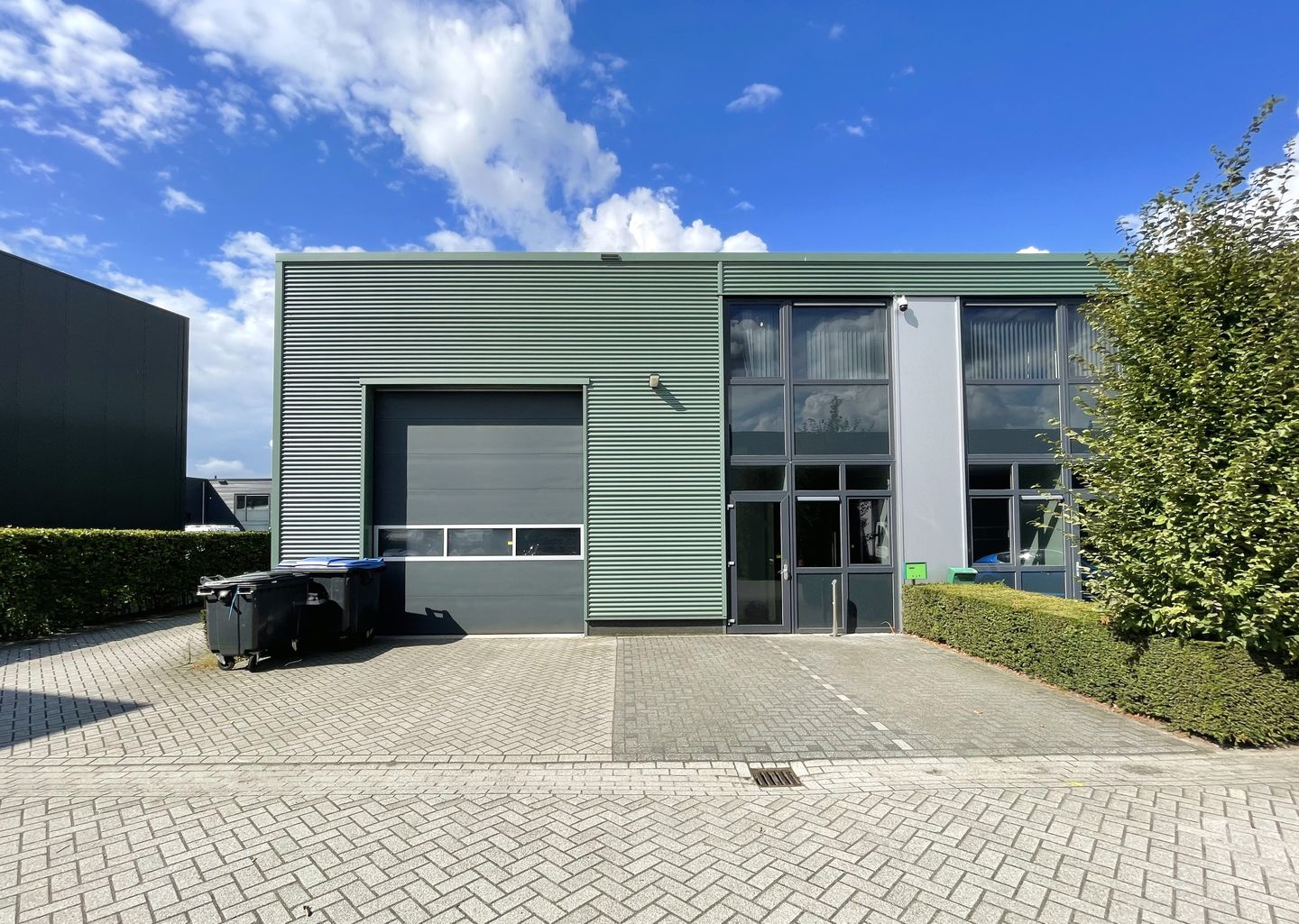 View photo 1 of Jagerserf 41