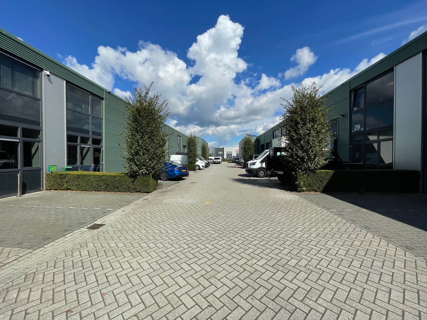 View photo 3 of Jagerserf 41