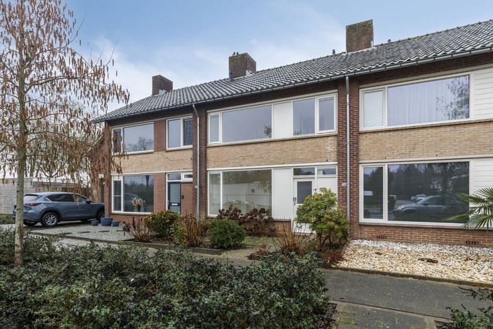 Photo 4 of Crusaatstede 52