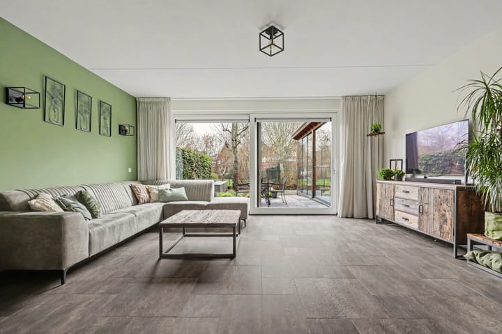 Photo 4 of Brede Schouw 7