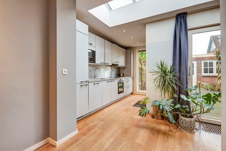 Foto 19 van Johannes Poststraat 11