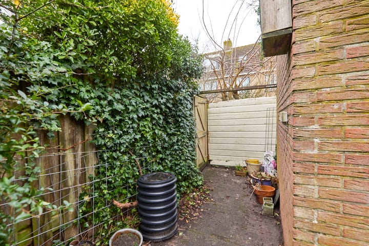 Foto 49 van Johannes Poststraat 11