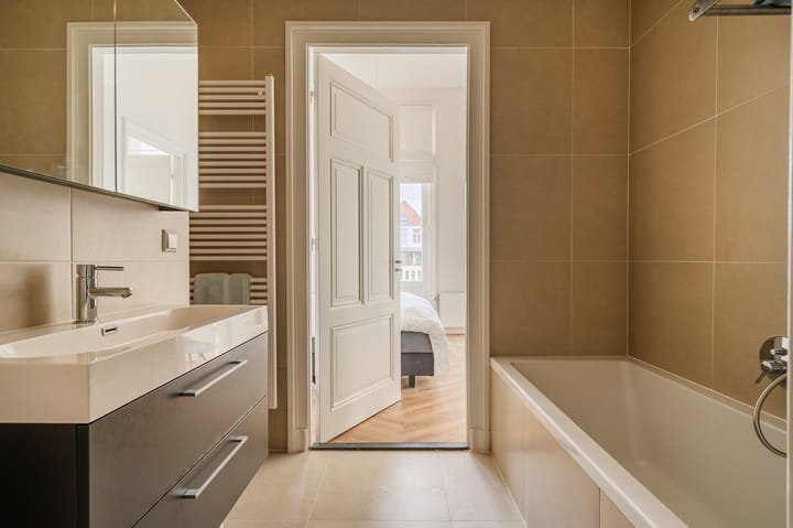 Foto 32 van Laan van Meerdervoort 96-B