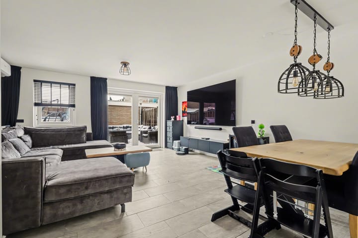 Photo 2 of Columbusstraat 125