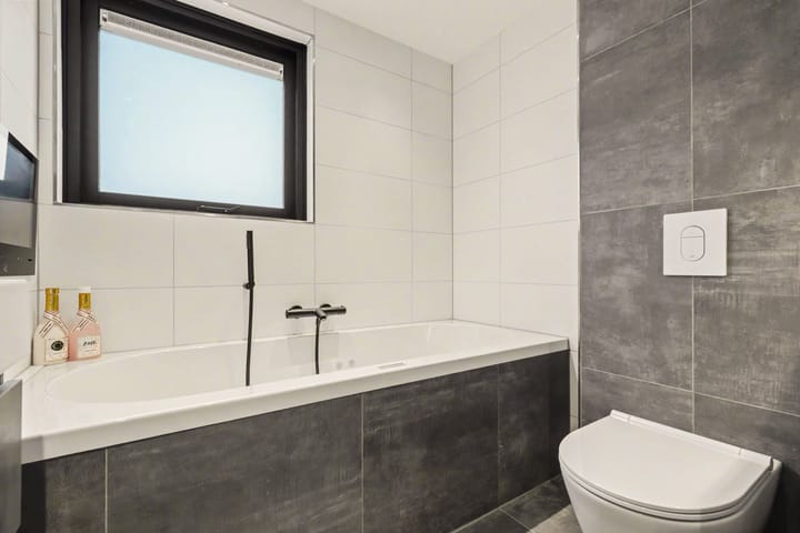 Photo 16 of Columbusstraat 125