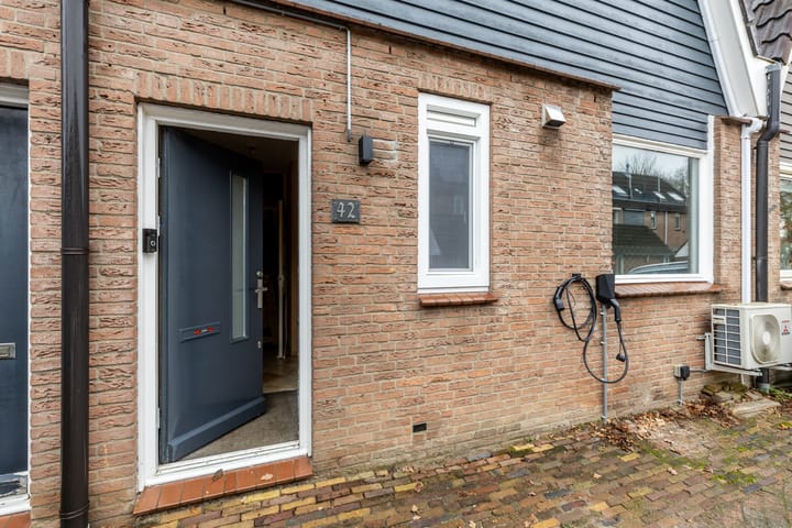 Photo 5 of Crocuserf 42