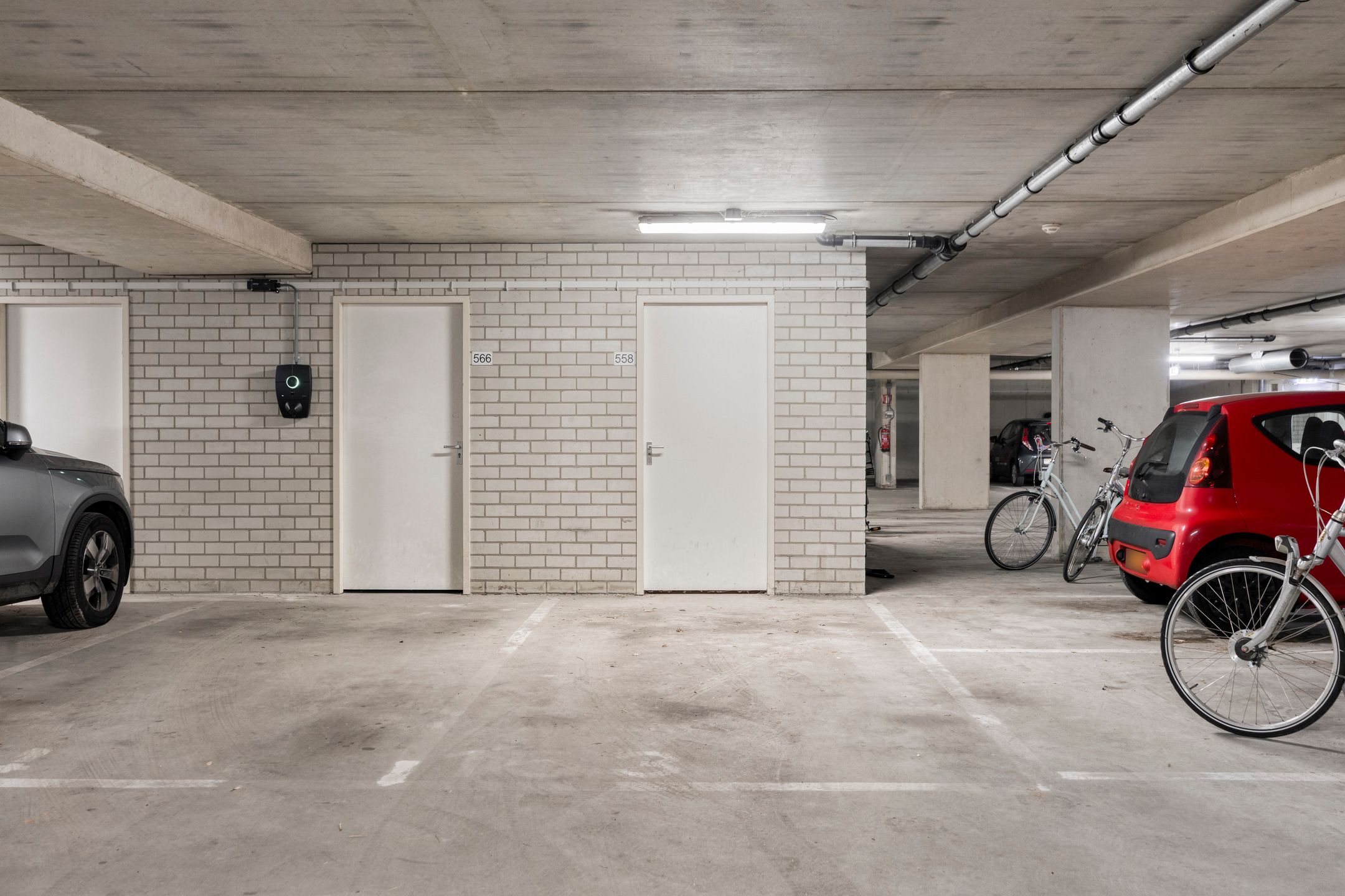 Photo 21 of Onderwijsboulevard 558