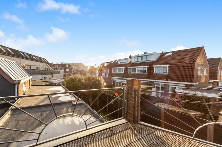 Foto 16 van C.H. Moensstraat 8