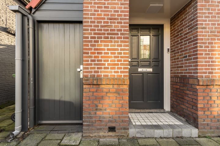 Foto 34 van C.H. Moensstraat 8