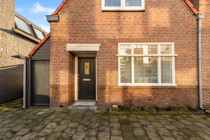 Foto 33 van C.H. Moensstraat 8