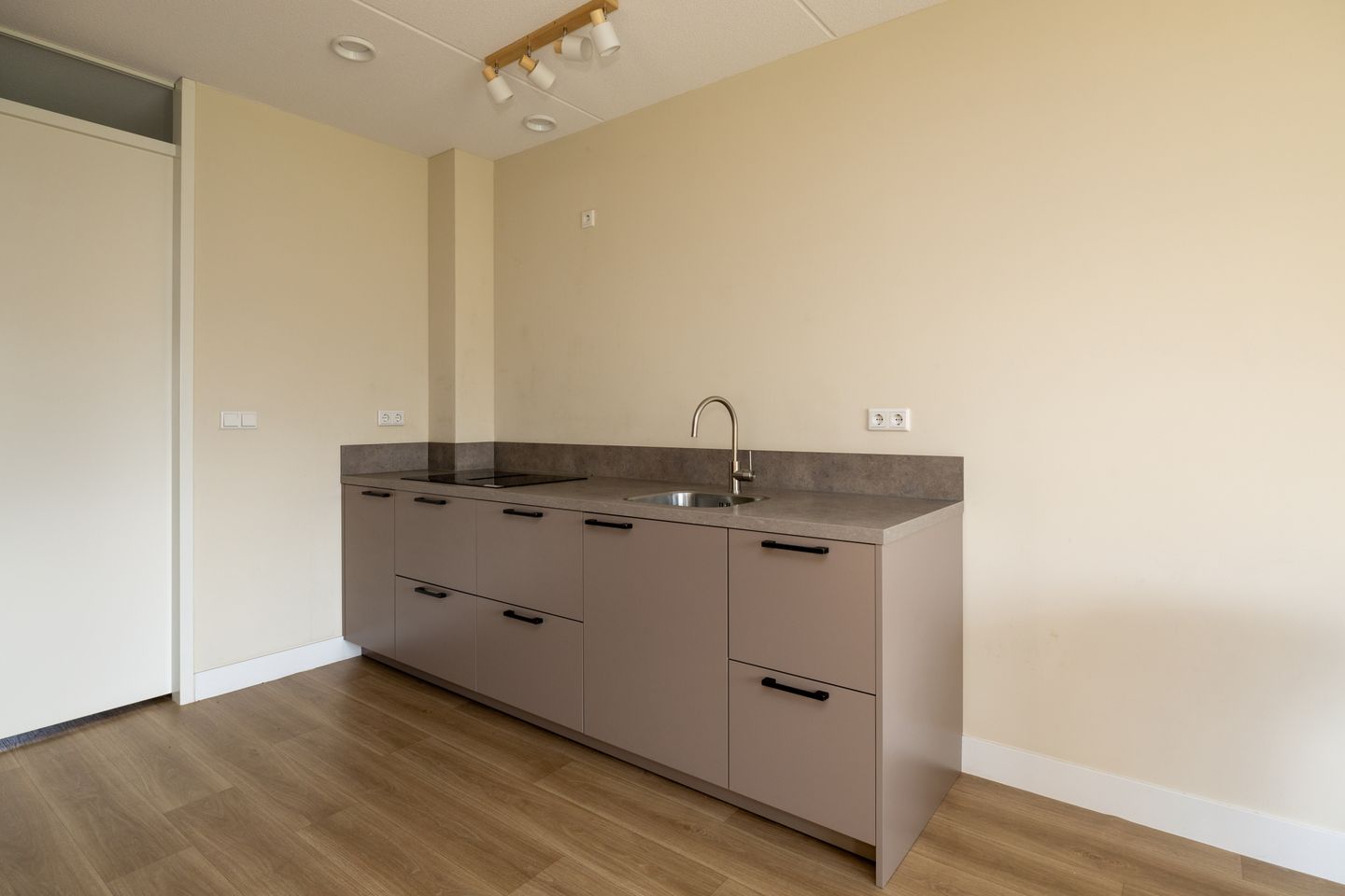 Foto 19 van Ooster Mheenweg 7-C