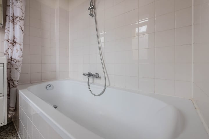 Foto 15 van Bentinckstraat 82-2