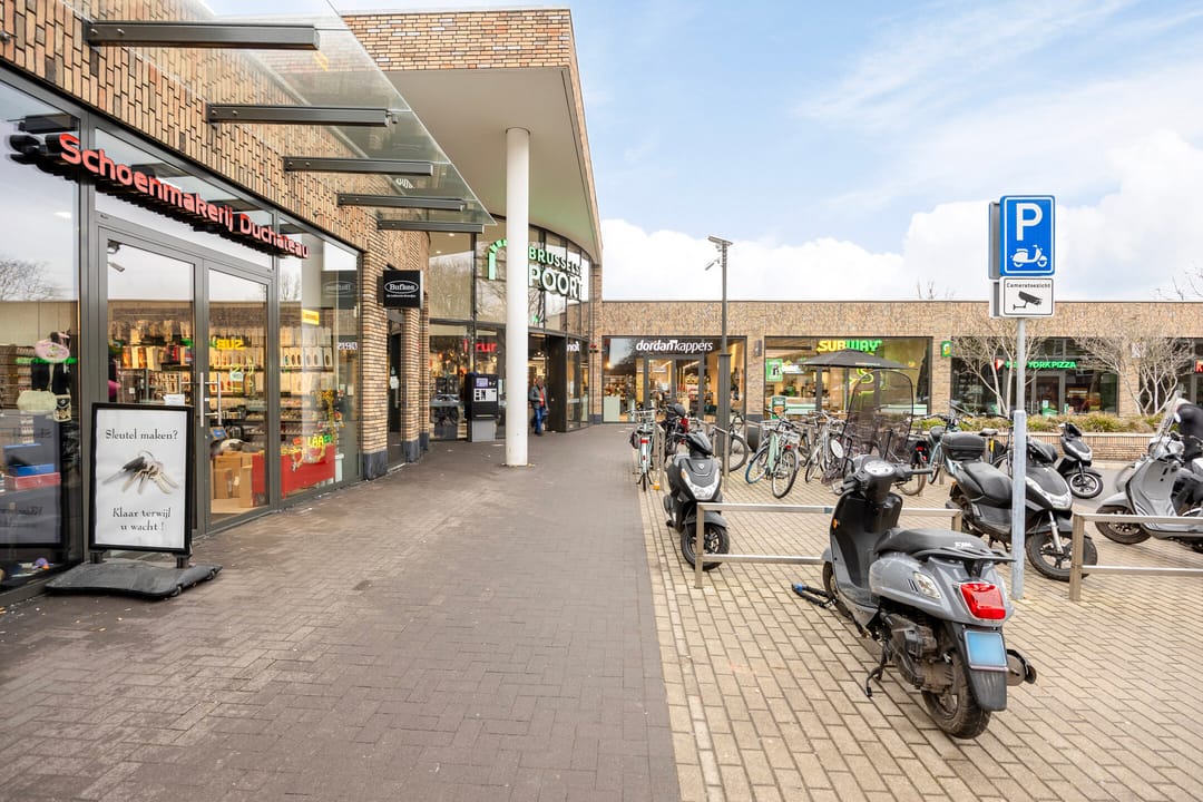 Foto 41 van Via Regia 126-A