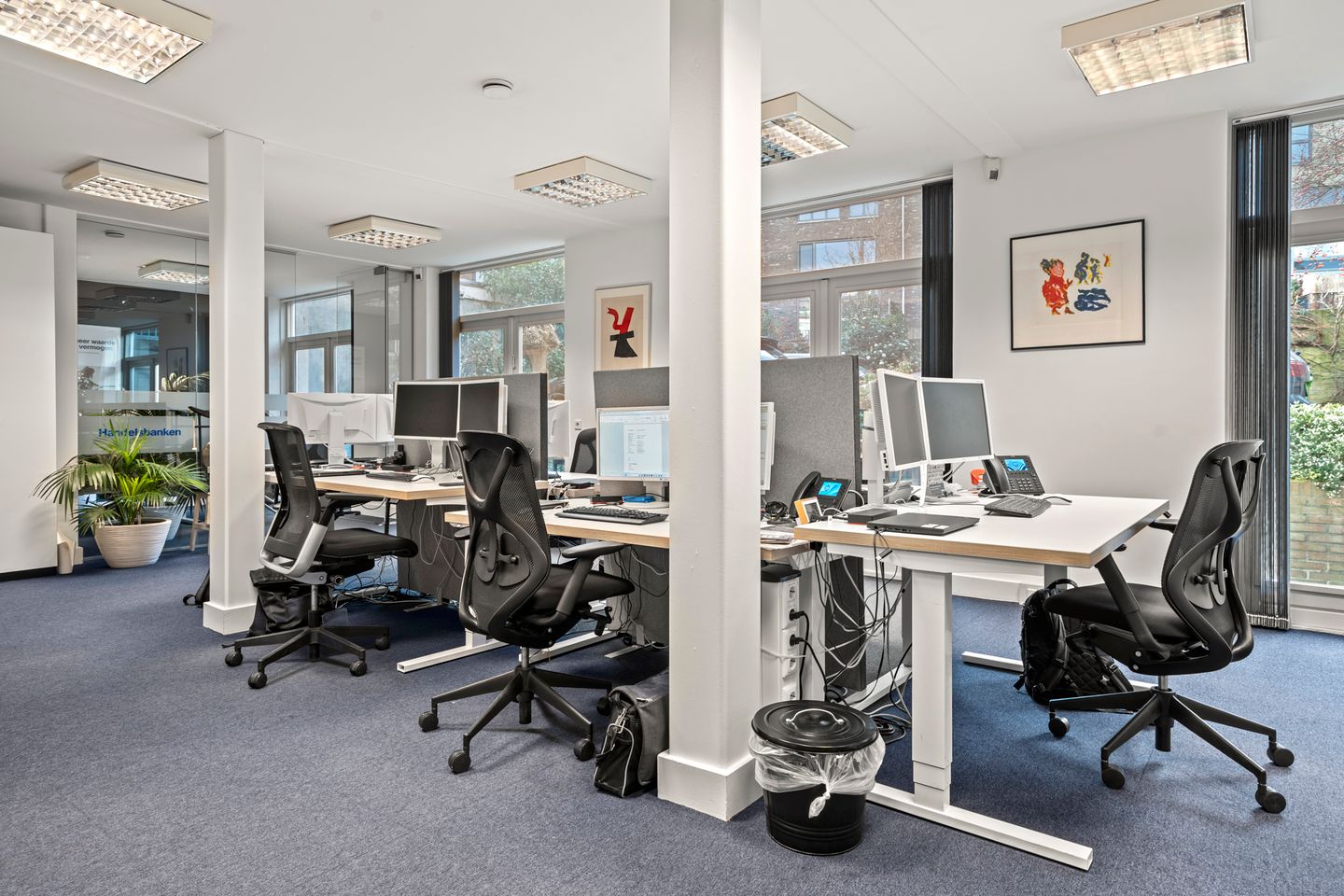 View photo 4 of Sweerts de Landasstraat 73