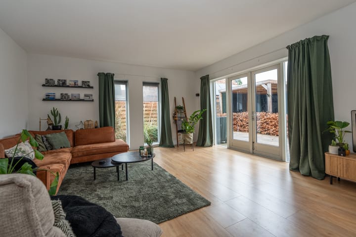 Foto 2 van Langeleegte 155