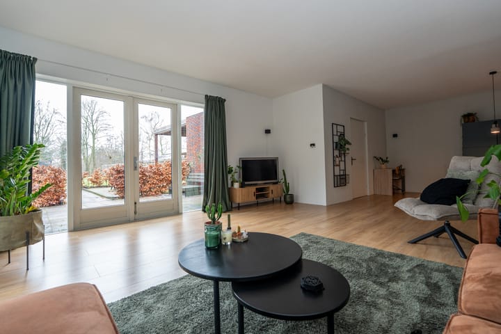 Foto 5 van Langeleegte 155