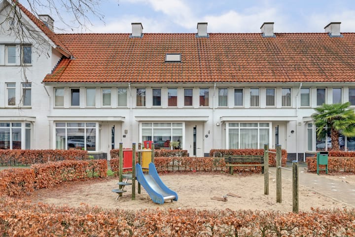 Foto 44 van Dominee Bakkerushof 32