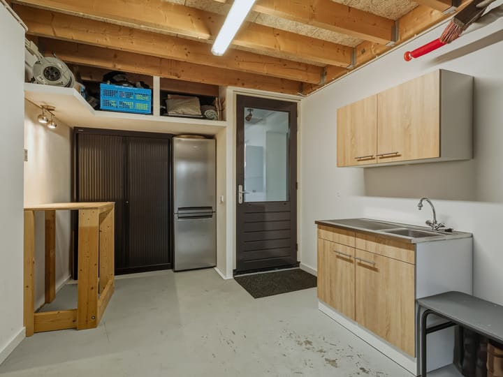 Foto 28 van Looër Enkweg 37