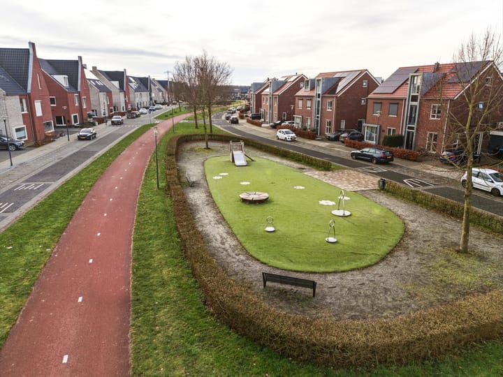 Foto 35 van Looër Enkweg 37