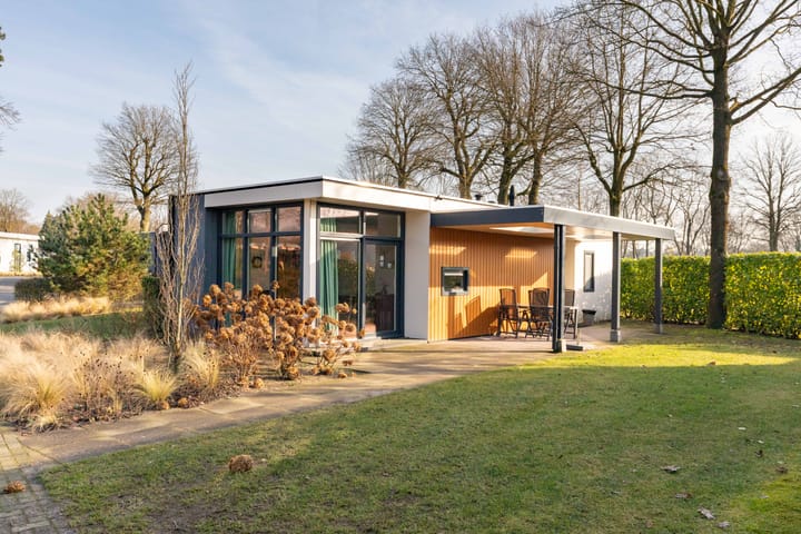 Foto 2 van Harremaatweg 26-102