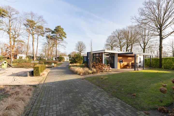 Vrijstaande woning te koop: Harremaatweg 26-102, Voorthuizen