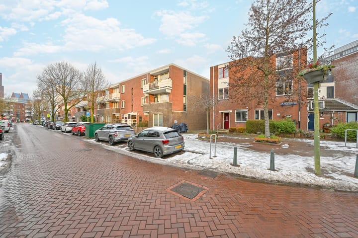 Foto 36 van Jan van Riebeekstraat 3