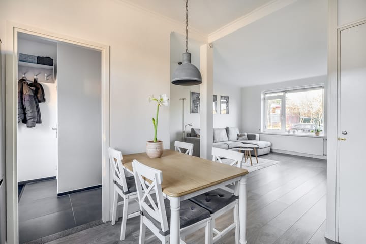 Foto 9 van Esdoornlaan 23