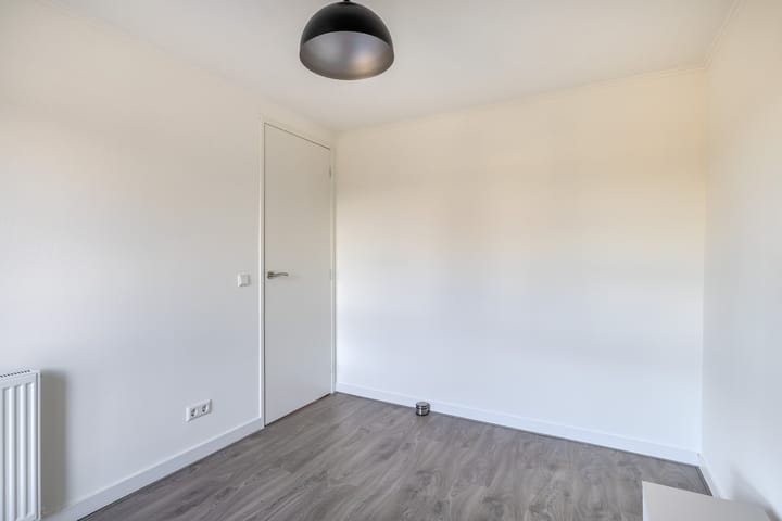 Foto 21 van Esdoornlaan 23