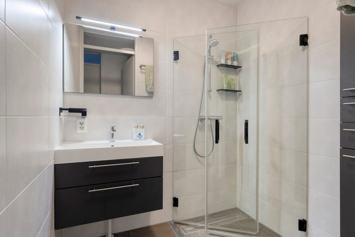 Photo 21 of Provincialeweg 56-H