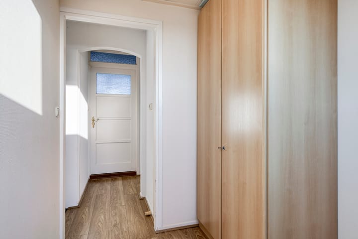 Photo 29 of de Casembrootstraat 51