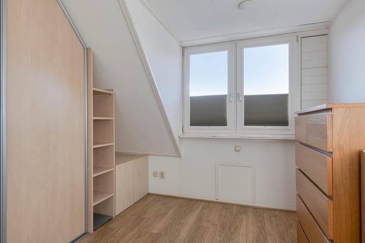 Photo 33 of de Casembrootstraat 51