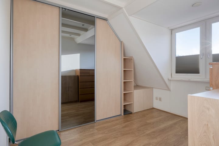 Photo 34 of de Casembrootstraat 51