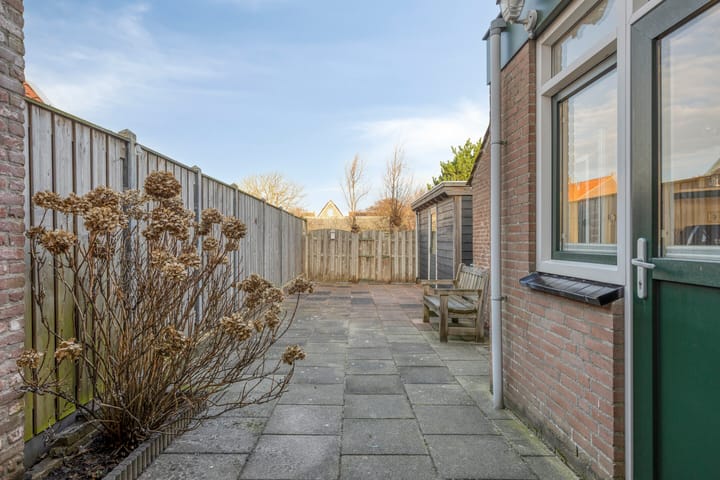 Photo 36 of de Casembrootstraat 51