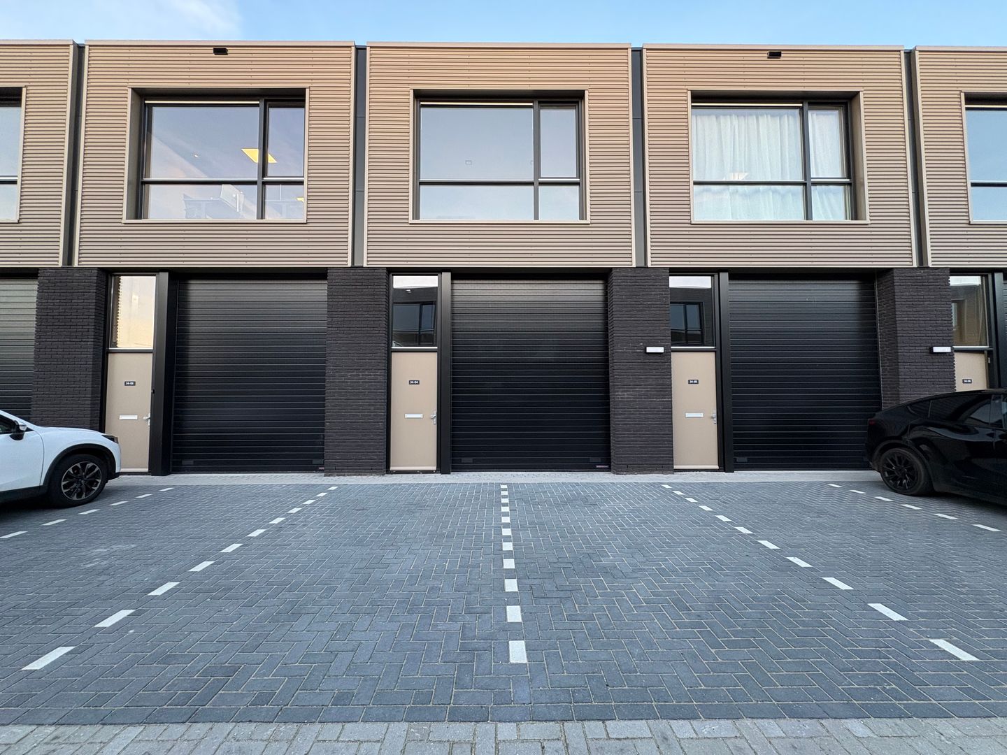 View photo 1 of Marinus van Meelweg 34-04