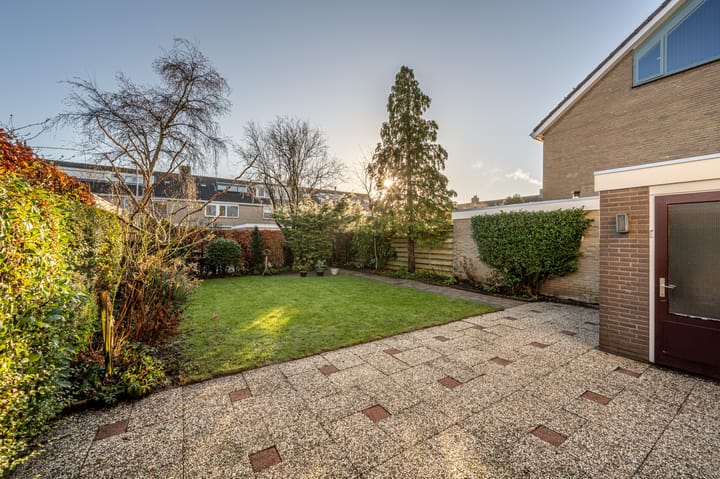 Photo 32 of Laan van Westmolen 43