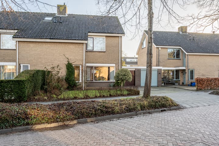 Photo 34 of Laan van Westmolen 43