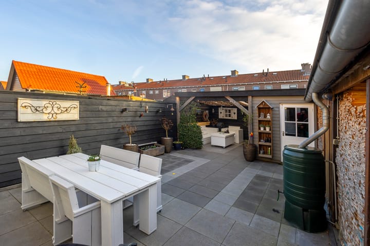 Foto 24 van Paulus Potterstraat 16