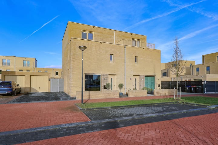 Foto 1 van Buizerdlaan 3