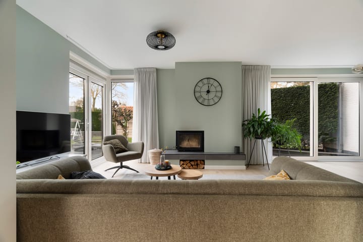 Photo 12 of Boveneindselaan 27