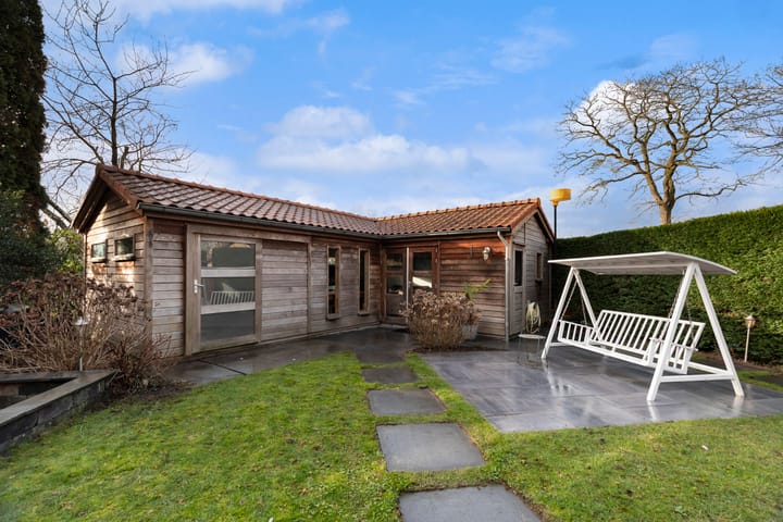 Photo 41 of Boveneindselaan 27