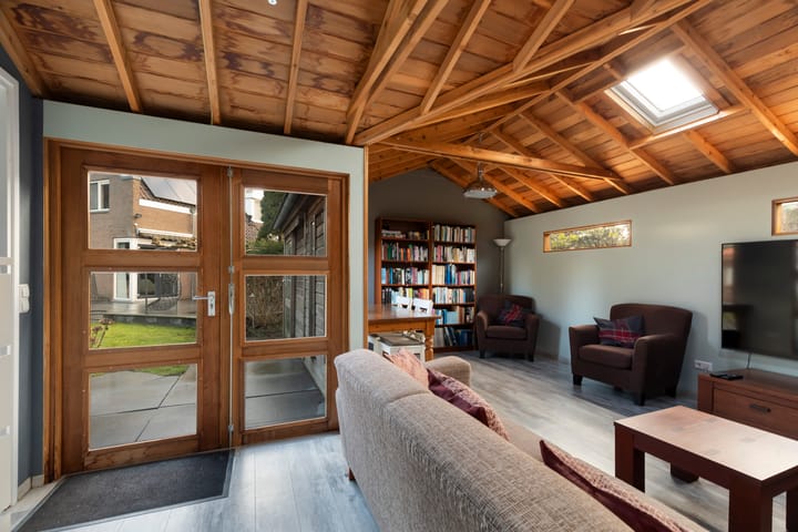 Photo 43 of Boveneindselaan 27