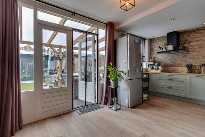 Foto 16 van Swidbertstraat 18