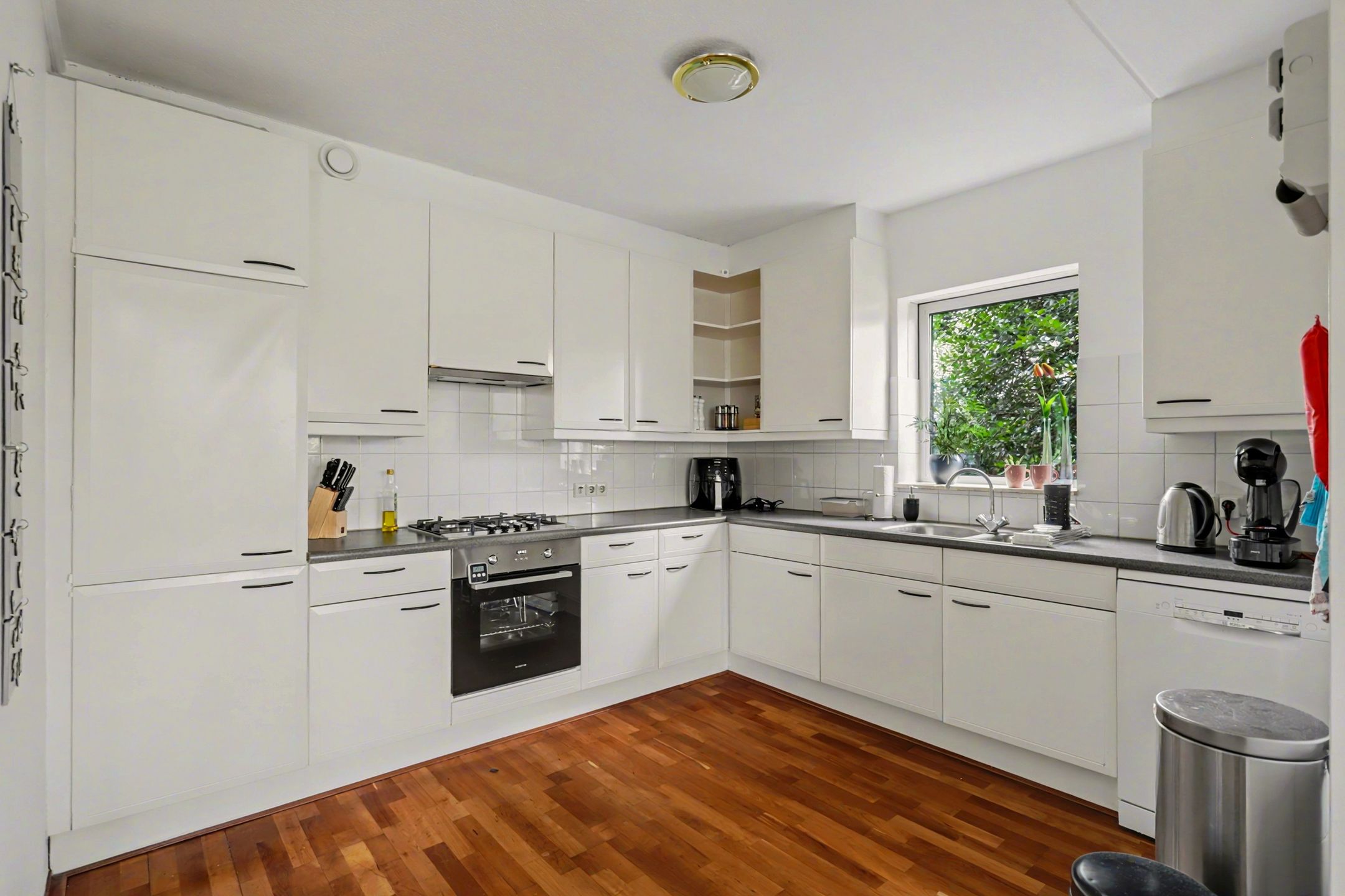 Foto 12 van Dr. Benthemstraat 107