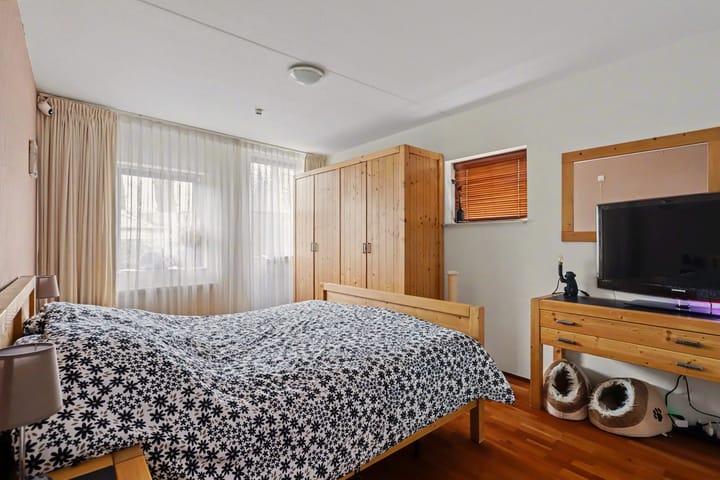 Foto 16 van Dr. Benthemstraat 107