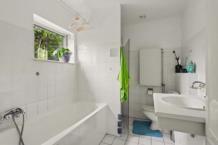 Foto 18 van Dr. Benthemstraat 107