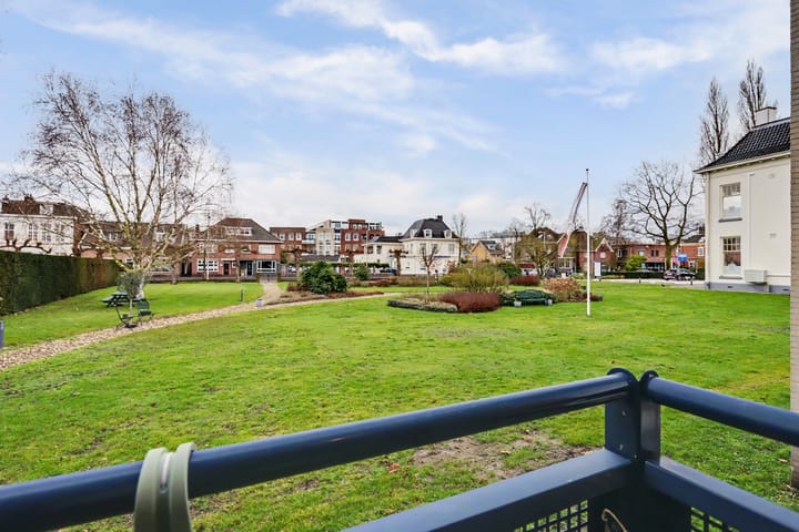 Foto 22 van Dr. Benthemstraat 107