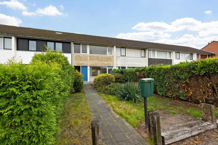 Foto 1 van Voeghoutenstraat 282