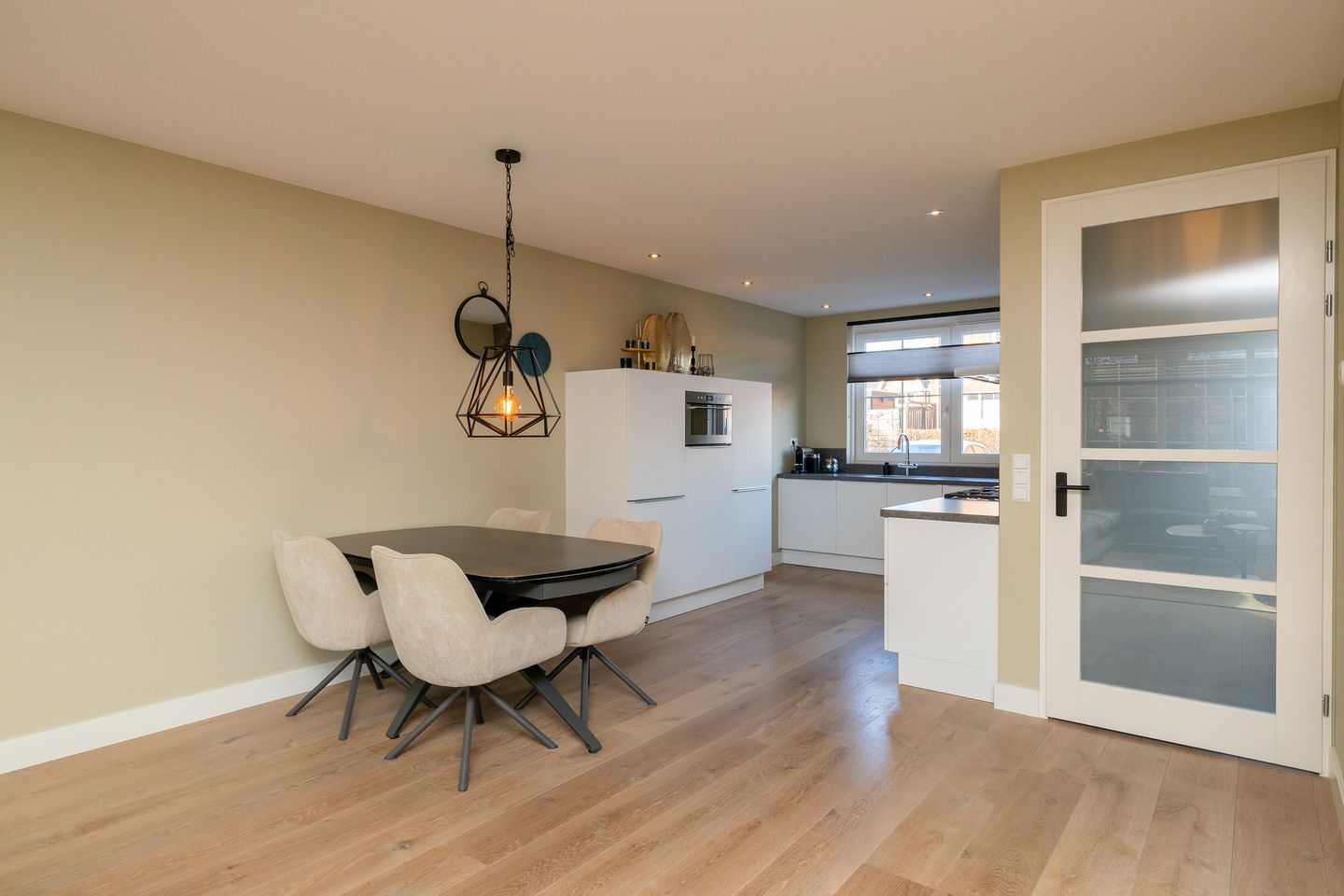 Foto 10 van Zandheuvelweg 9